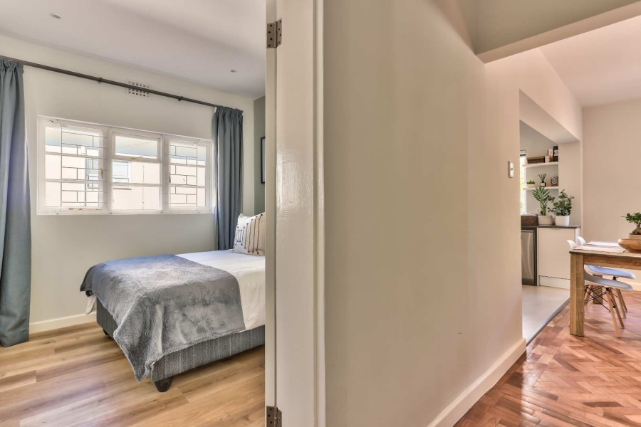 To Let 2 Bedroom Property for Rent in Green Point Western Cape